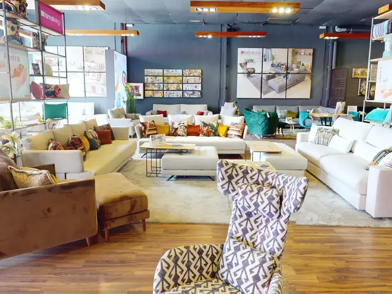 Famaliving Málaga renovación tienda 1