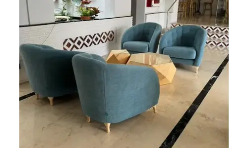 Famaliving Malaga-Hotel Villa Flamenca 02