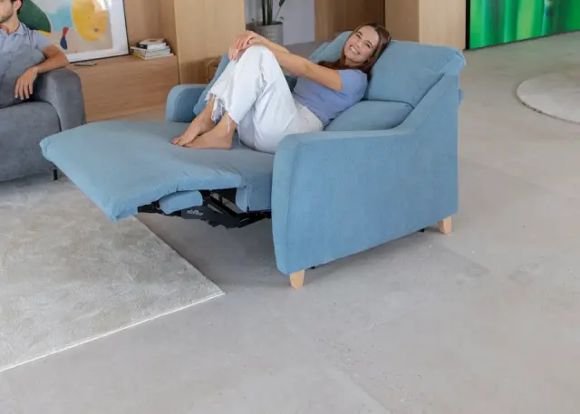 Axel Armchair