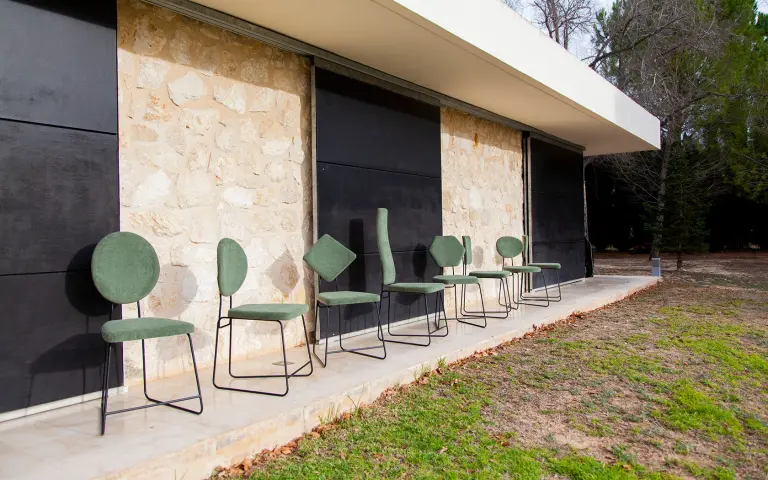 planet chair sillas 2022 19