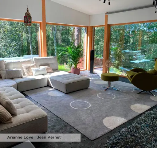 Arianne Love | Proyectos Jean Vernet