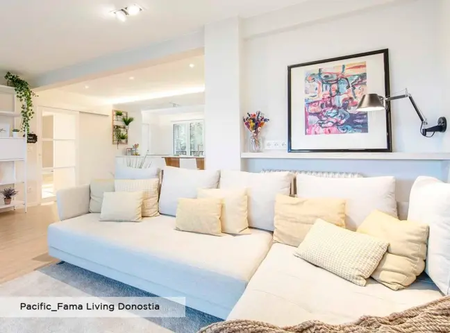 Pacific blanco roto fama living Donostia