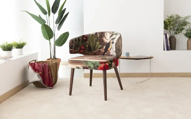 Scaun elegant tapitat pentru dining Aquarius