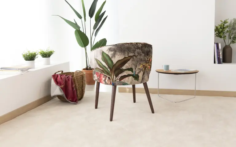 Scaun elegant tapitat pentru dining Aquarius