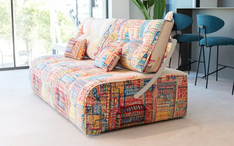 Indy sofa bed with Mariscal pattern