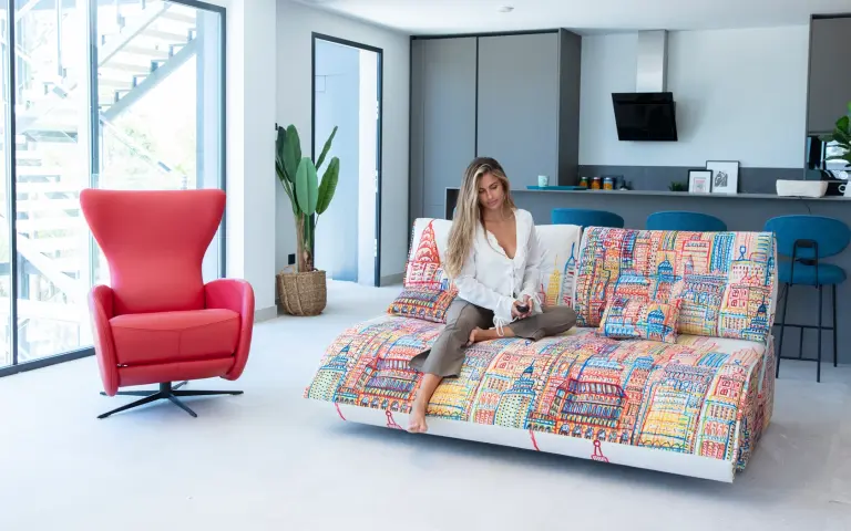 Indy sofa bed with Mariscal pattern