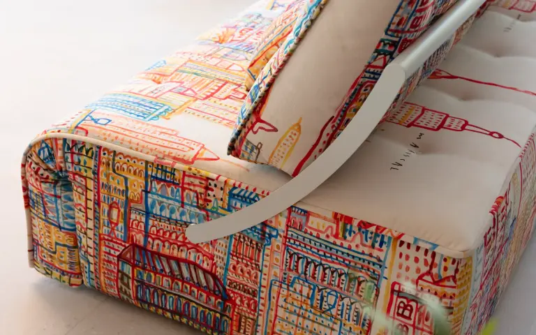 Indy sofa bed with Mariscal pattern