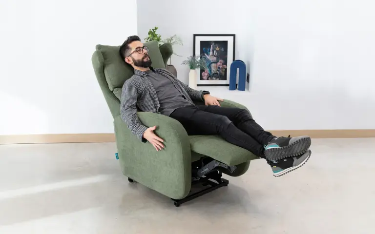 Design de fauteuil powerlift Kim