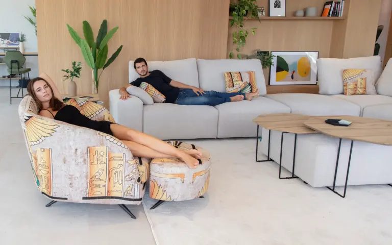 Sofá Teseo y Sillón Astoria de Fama