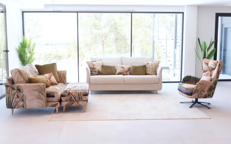 Set white sofa and armchair