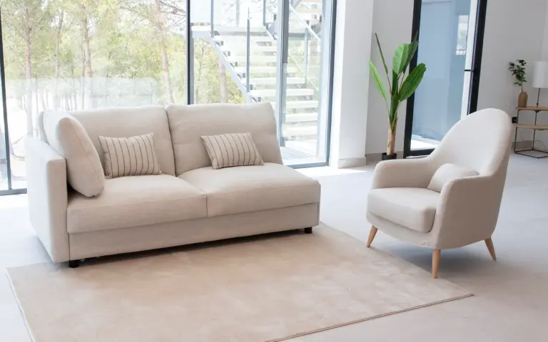 Conjunto sofá y sillón blanco