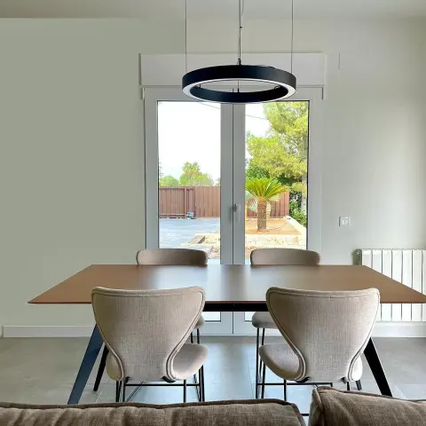 Burt | Smartt Mobiliari